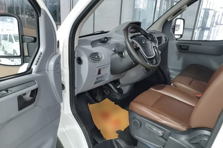 Used SAIC MAXUS Xintu V80 2021 2.0T Manual Classic Aoyuntong Long Wheelbase Mid-Roof 6/7/8/9-Seater Driver Seat