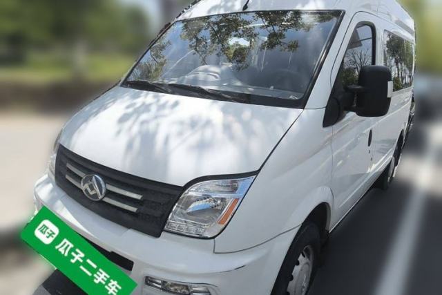 Ojetý SAIC MAXUS Xintu V80 2021 2.0T Manual Classic Aoyuntong Short Wheelbase Mid-Roof 5/6-Seater