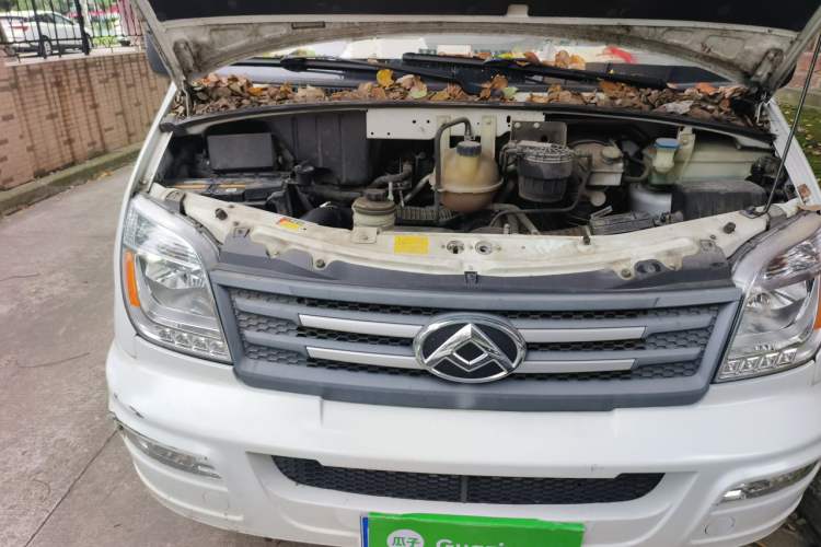 Used SAIC MAXUS Xintu V80 2021 2.0T Manual Classic Aoyuntong Long Wheelbase Mid-Roof 6/7/8/9-Seater Engine Bay Right