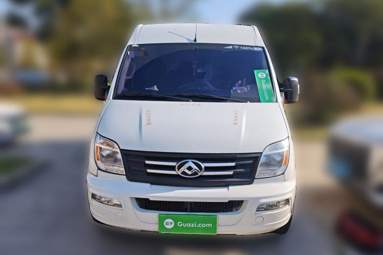 Used SAIC MAXUS Xintu V80 2021 2.0T Manual Classic City Delivery King Long Wheelbase Mid-Roof 3 Seats Exterior 1