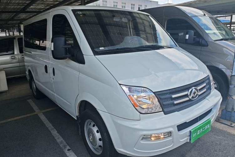 Used SAIC MAXUS Xintu V80 2021 2.0T Manual Classic Aoyuntong Short Wheelbase Ultra-Low Roof 5/6-Seater Exterior 1