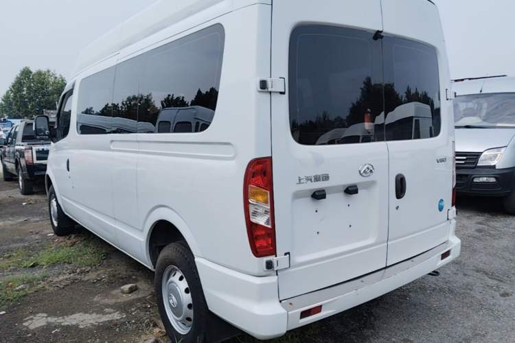 Used SAIC MAXUS Xintu V80 2021 2.0T Manual Classic Aoyuntong 127 PS Mid-axle Mid-roof 6/7/8/9-Seater Exterior 2