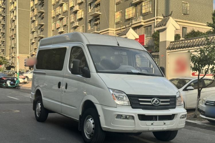 Used SAIC MAXUS Xintu V80 2021 2.0T Manual Classic Aoyuntong Short Wheelbase Mid-Roof 5/6-Seater Exterior 3