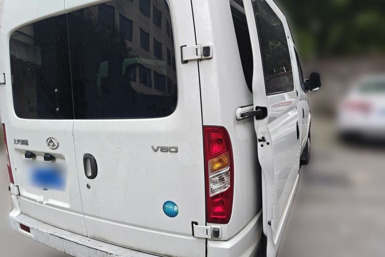 Used SAIC MAXUS Xintu V80 2021 2.0T Manual Classic Aoyuntong Short Wheelbase Mid-Roof 5/6-Seater Exterior 5