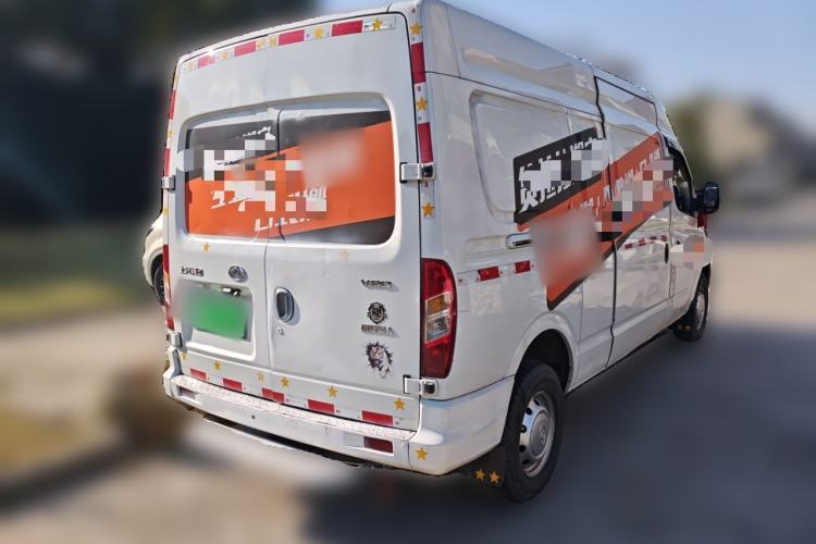 Used SAIC MAXUS Xintu V80 2021 2.0T Manual Classic City Delivery King Long Wheelbase Mid-Roof 3 Seats Exterior 5