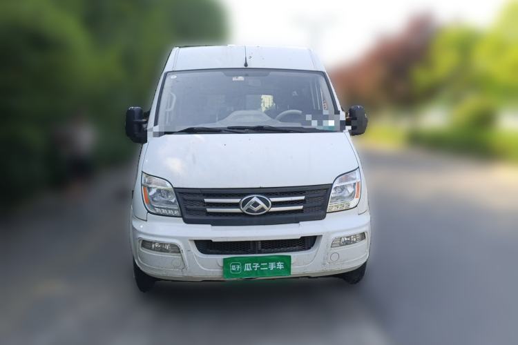 Used SAIC MAXUS Xintu V80 2021 2.0T Manual Classic Aoyuntong Short Wheelbase Mid-Roof 5/6-Seater Front