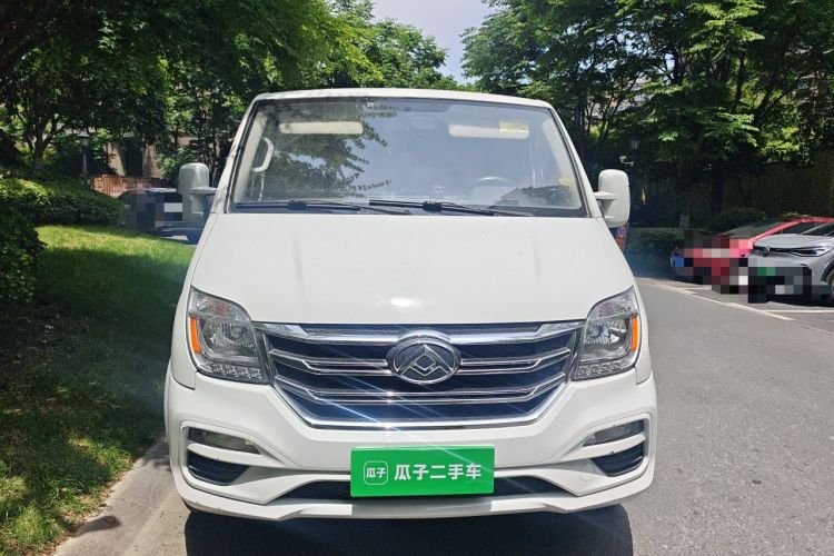 Used SAIC MAXUS Xintu V80 2021 2.0T Manual Classic Aoyuntong Short Wheelbase Ultra-Low Roof 5/6-Seater Front