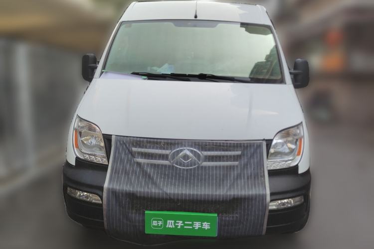 Used SAIC MAXUS Xintu V80 2021 2.0T PLUS Manual All-Around King Short Wheelbase Mid-Roof Variant—5/6/7/8/9-Seater Front