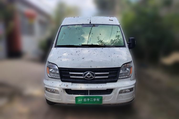 Used SAIC MAXUS Xintu V80 2021 2.0T AMT Classic Aoyuntong Long Wheelbase Mid-Roof 6/7/8/9-Seater Front