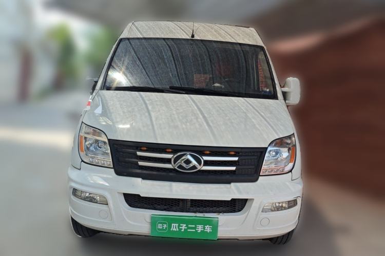 Used SAIC MAXUS Xintu V80 2021 2.0T Manual Classic Aoyuntong 127 PS Mid-axle Mid-roof 6/7/8/9-Seater Front