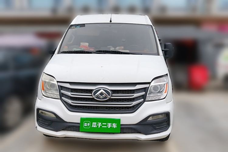 Used SAIC MAXUS Xintu V80 2021 2.0T PLUS Manual Aoyuntong Short Wheelbase Mid-Roof 5/6-Seater Front