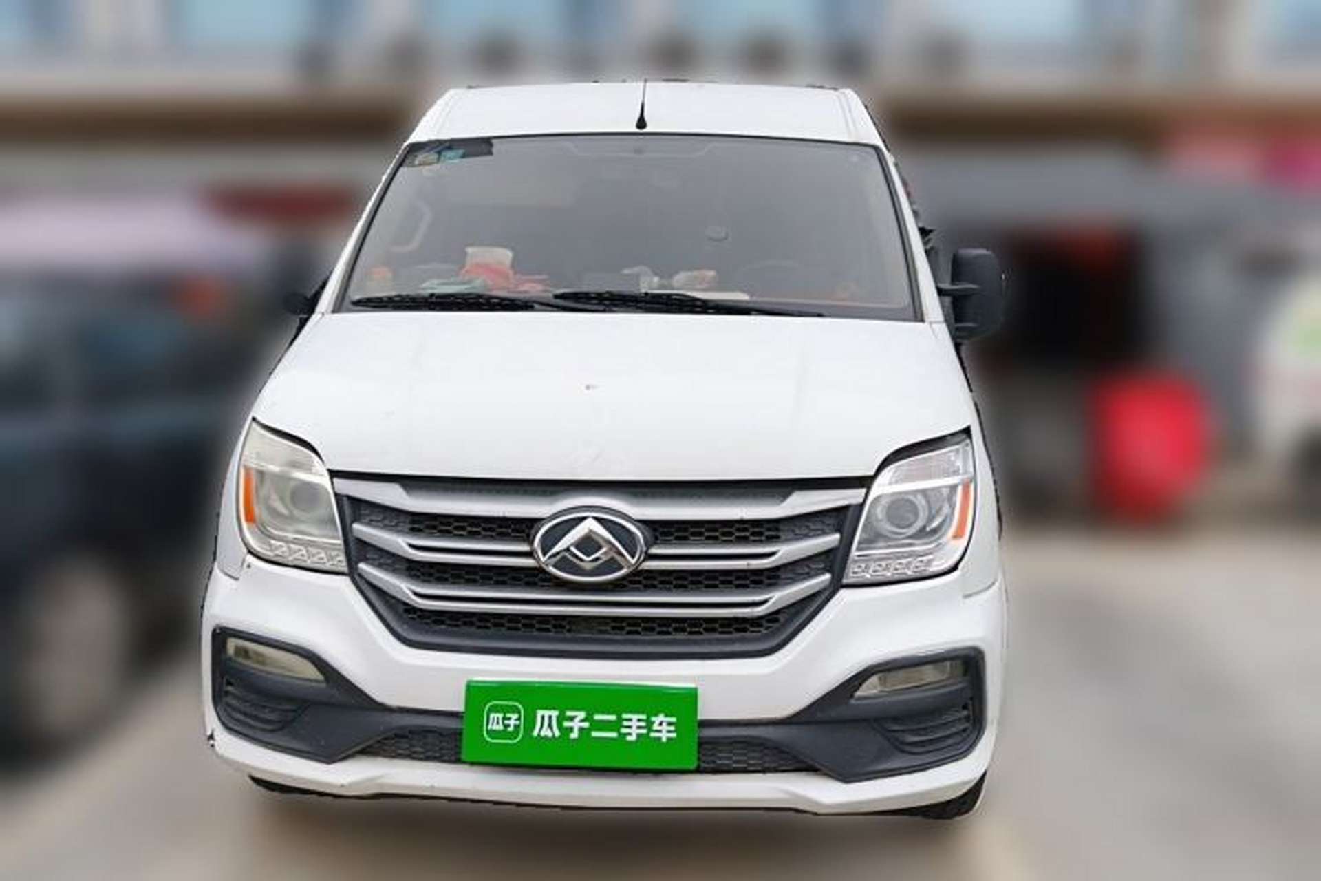 Used SAIC MAXUS Xintu V80 2021 2.0T PLUS Manual Aoyuntong Short Wheelbase Mid-Roof 5/6-Seater Front