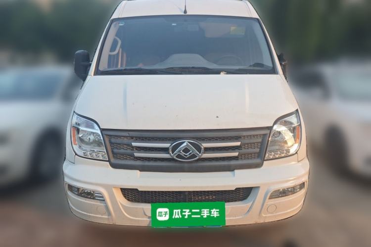 Used SAIC MAXUS Xintu V80 2021 2.0T Manual Classic Aoyuntong Long Wheelbase Mid-Roof 6/7/8/9-Seater Front