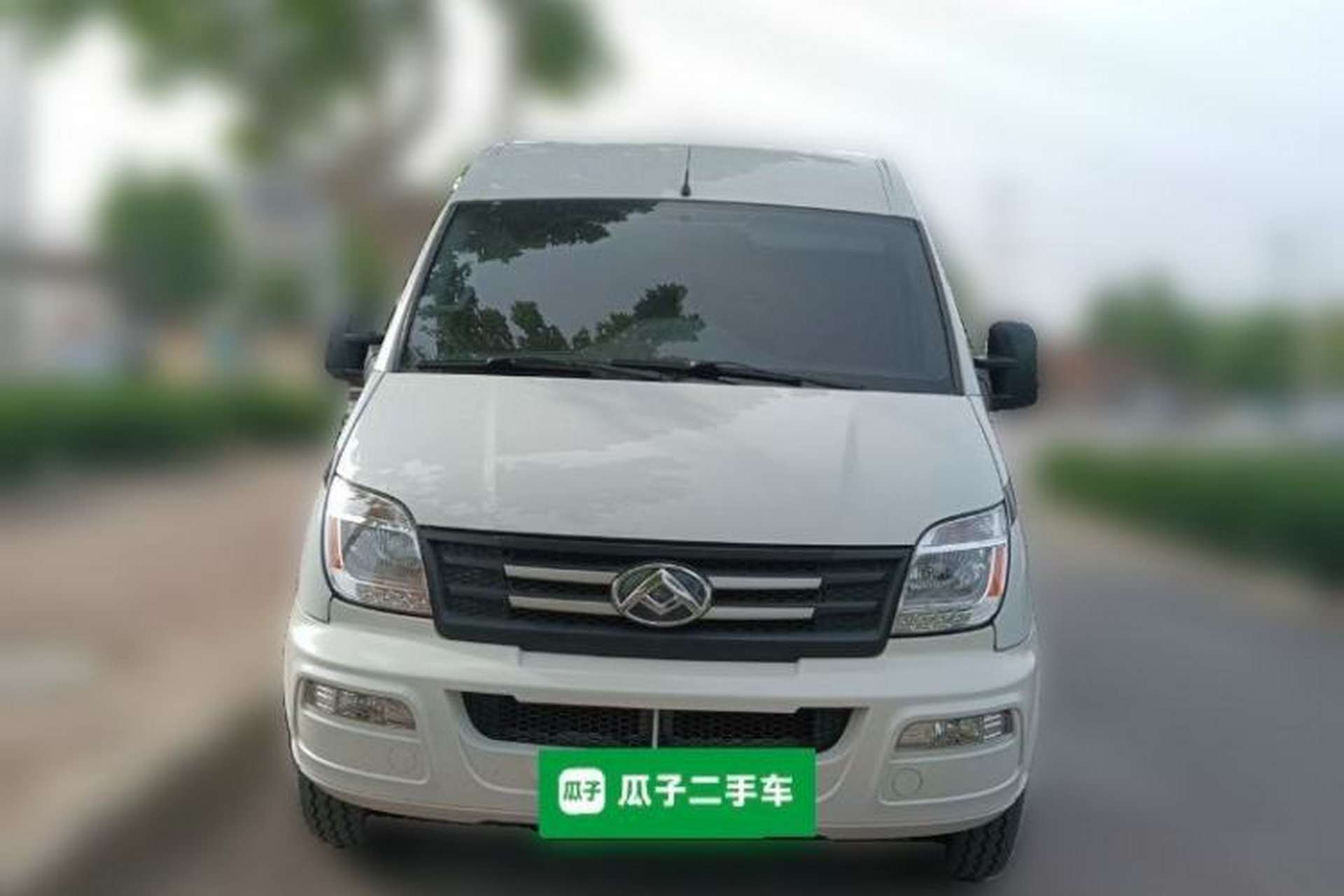 Used SAIC MAXUS Xintu V80  Front