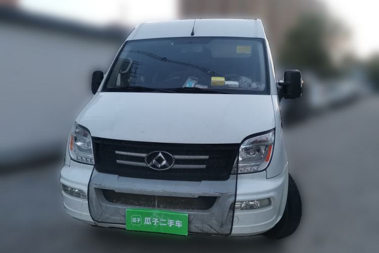 Used SAIC MAXUS Xintu V80 2021 2.0T Manual Classic Aoyuntong Long Wheelbase Mid-Roof 6/7/8/9-Seater Front