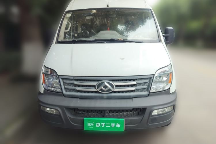 Used SAIC MAXUS Xintu V80  Front