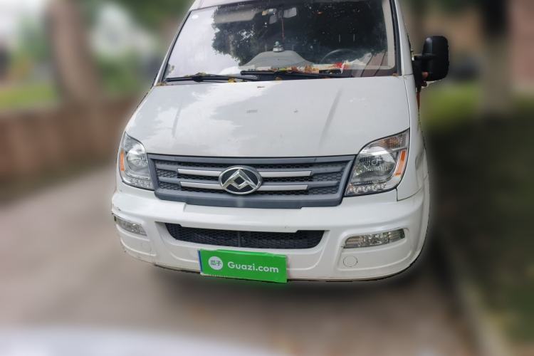 Used SAIC MAXUS Xintu V80 2021 2.0T Manual Classic Aoyuntong Long Wheelbase Mid-Roof 6/7/8/9-Seater Front