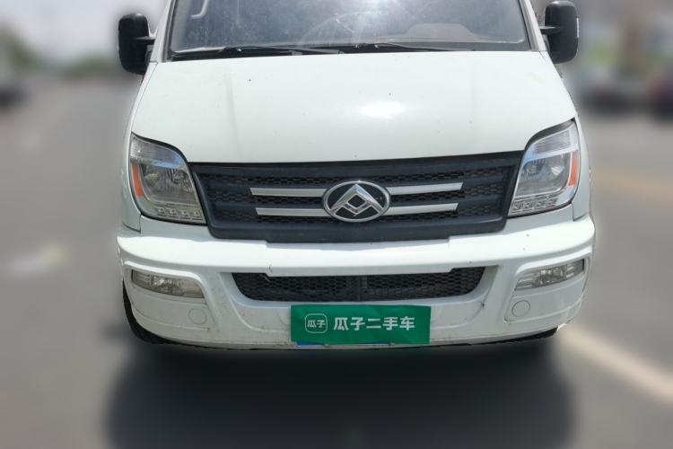 Used SAIC MAXUS Xintu V80 2021 2.0T Manual Classic Aoyuntong 127 PS Mid-axle Mid-roof 6/7/8/9-Seater Front