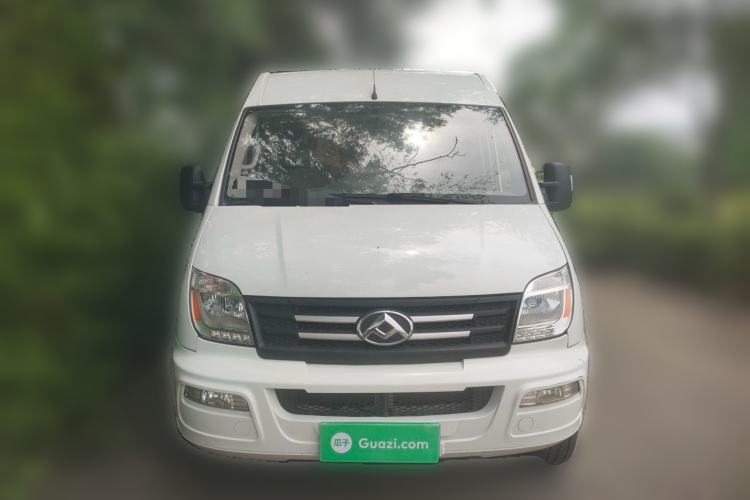 Used SAIC MAXUS Xintu V80 2021 2.0T Manual Classic City Delivery King Long Wheelbase Mid-Roof 3 Seats Front