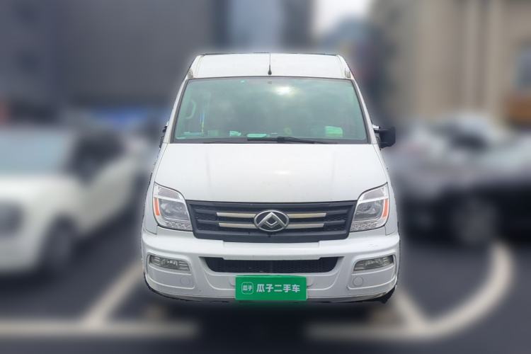 Used SAIC MAXUS Xintu V80 2021 2.0T Manual Classic Aoyuntong 127 PS Mid-axle Mid-roof 6/7/8/9-Seater Front