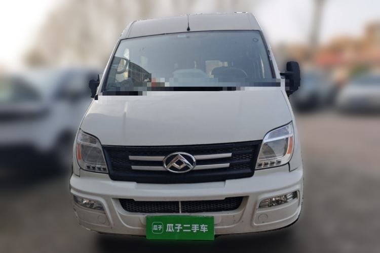 Used SAIC MAXUS Xintu V80 2021 2.0T Manual Classic Aoyuntong Short Wheelbase Mid-Roof 5/6-Seater Front