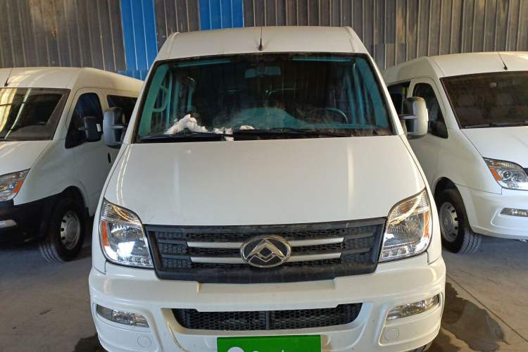 Used SAIC MAXUS Xintu V80 2021 2.0T Manual Classic Aoyuntong Short Wheelbase Mid-Height 7/8/9-Seater Front