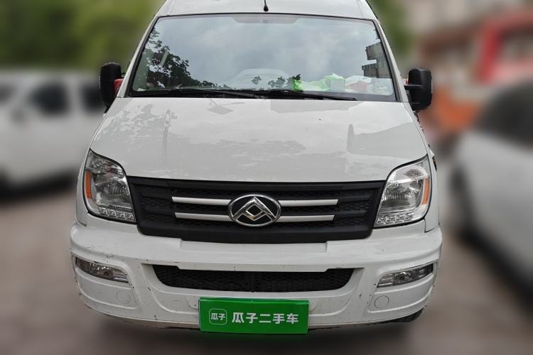 Used SAIC MAXUS Xintu V80 2021 2.0T Manual Classic Aoyuntong Short Wheelbase Mid-Roof 5/6-Seater Front