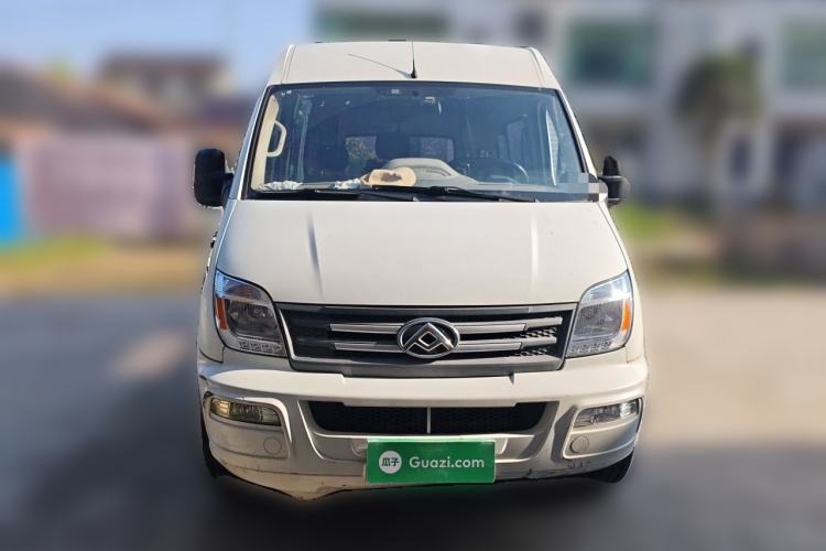 Used SAIC MAXUS Xintu V80 2021 2.0T Manual Classic Aoyuntong Long Wheelbase Mid-Roof 6/7/8/9-Seater Front