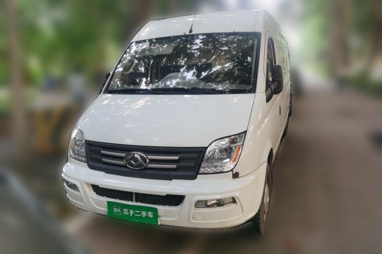 Used SAIC MAXUS Xintu V80 2021 2.0T Manual Classic City Delivery King Long Wheelbase Mid-Roof 3 Seats Front