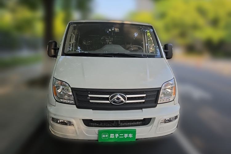 Used SAIC MAXUS Xintu V80 2021 2.0T AMT Classic Aoyuntong Short Wheelbase Ultra-Low Roof 5/6-Seater Front