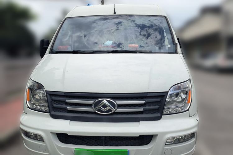 Used SAIC MAXUS Xintu V80 2021 2.0T Manual Classic Aoyuntong 127 PS Mid-axle Mid-roof 6/7/8/9-Seater Front