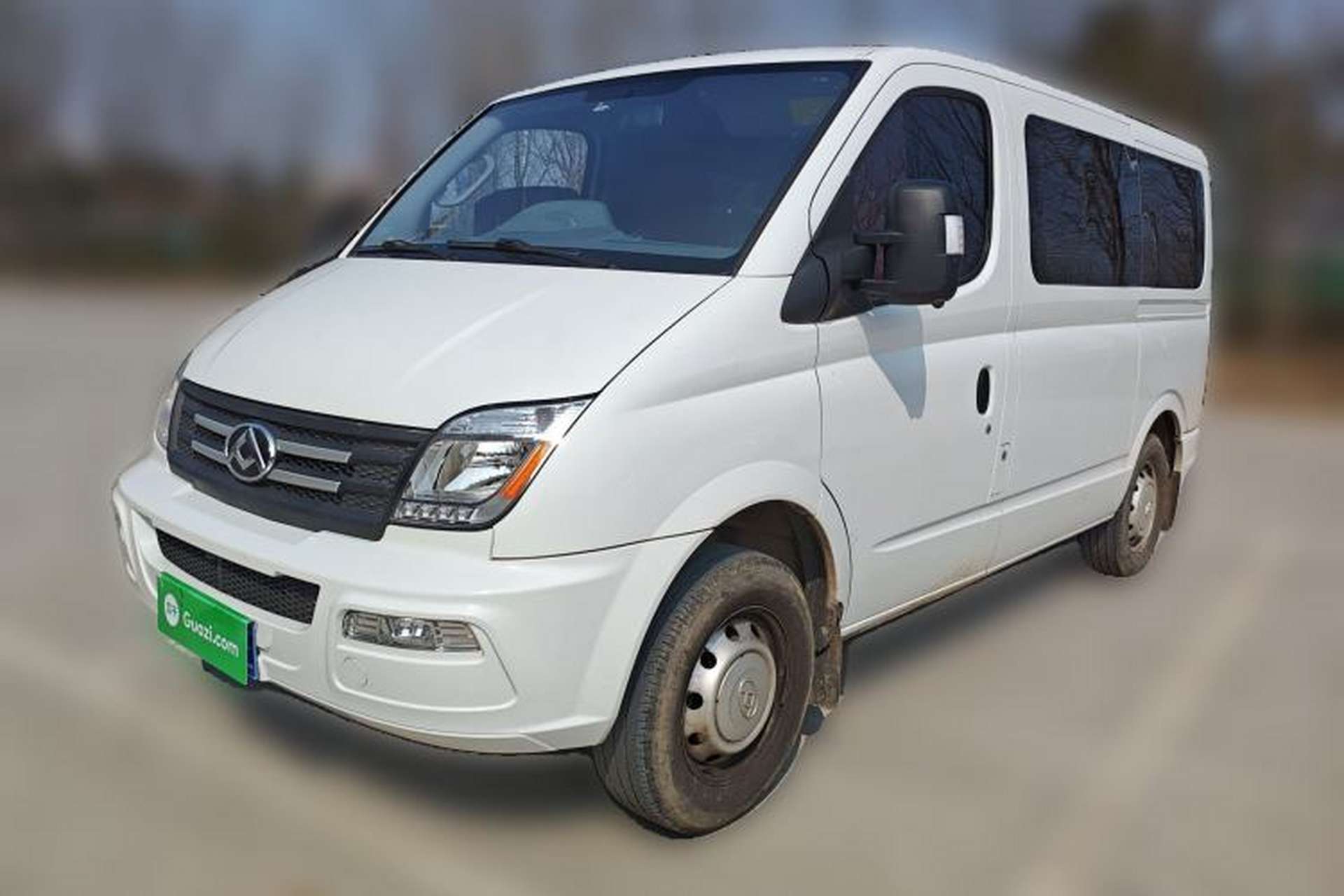 Used SAIC MAXUS Xintu V80 2021 2.0T Manual Classic Aoyuntong Short Wheelbase Ultra-Low Roof 7/8/9-Seater Front Left 45 Deg