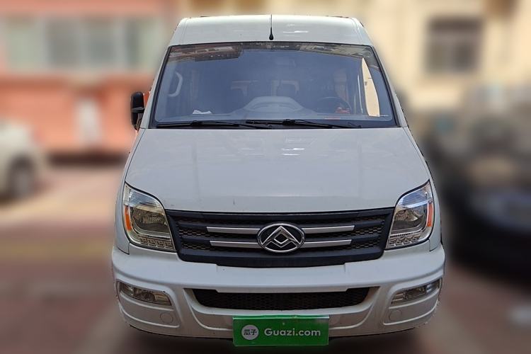 Used SAIC MAXUS Xintu V80 2021 2.0T Manual Classic Aoyuntong Long Wheelbase Mid-Roof 6/7/8/9-Seater Front