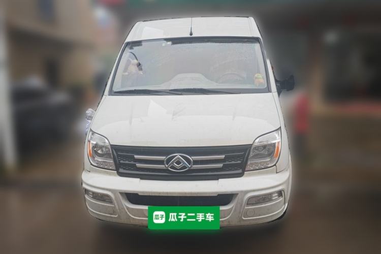 Used SAIC MAXUS Xintu V80 2021 2.0T AMT Classic Aoyuntong Long Wheelbase Mid-Roof 6/7/8/9-Seater Front