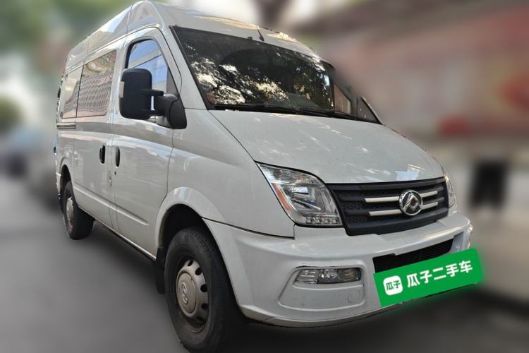 Used SAIC MAXUS Xintu V80 2021 2.0T Manual Classic Aoyuntong Short Wheelbase Mid-Roof 5/6-Seater Front Right 45 Deg
