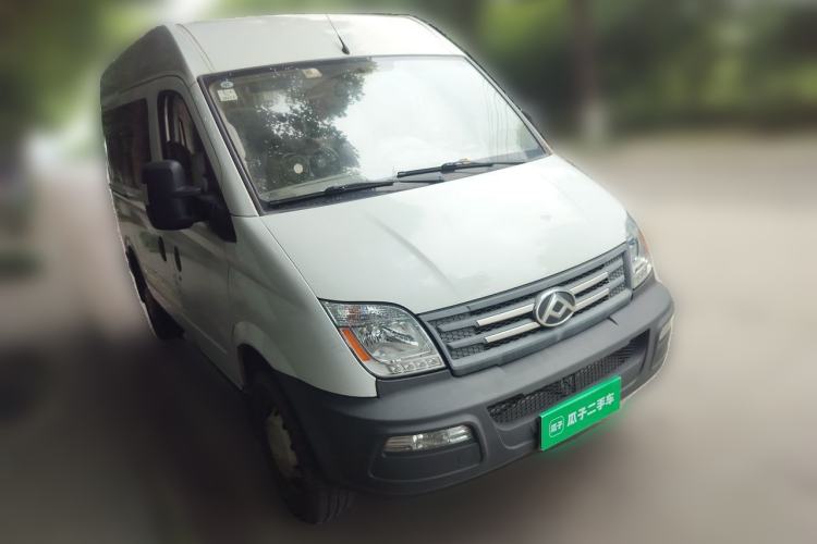 Used SAIC MAXUS Xintu V80  Front Right 45 Deg