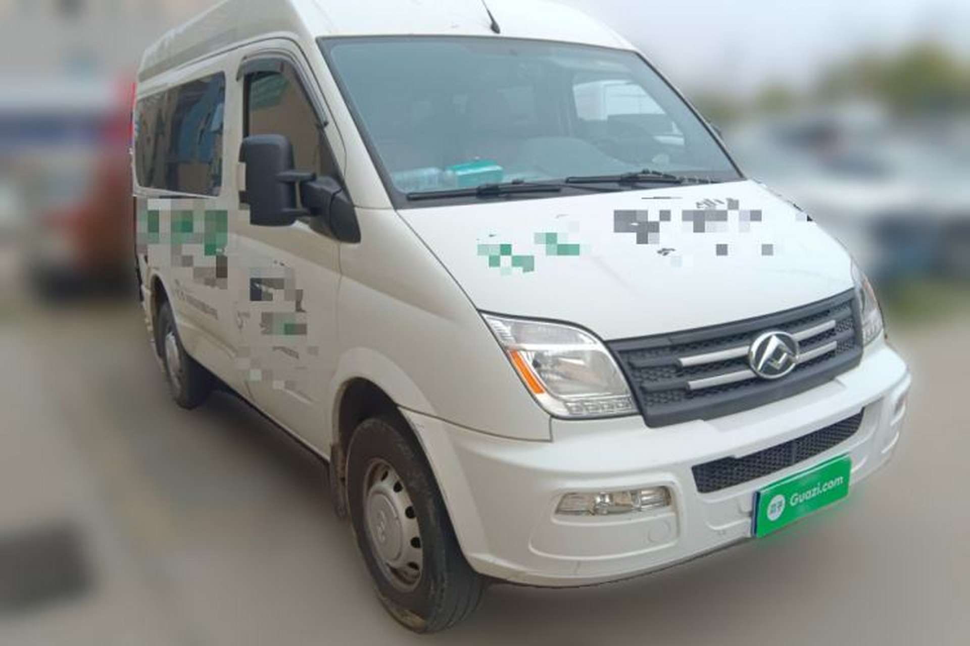 Used SAIC MAXUS Xintu V80 2021 2.0T AMT Classic Aoyuntong Short Wheelbase Mid-Roof 5/6-Seater Front Right 45 Deg