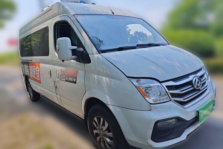 Used SAIC MAXUS Xintu V80 2021 2.0T PLUS AMT All-in-One King Long Wheelbase Mid-Roof Design—6/7/8/9-Seater Front Right 45 Deg