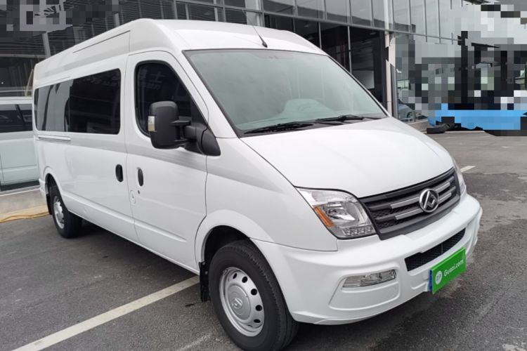 Used SAIC MAXUS Xintu V80 2021 2.0T Manual Classic Aoyuntong Long Wheelbase Mid-Roof 6/7/8/9-Seater Front Right 45 Deg