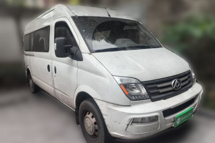Used SAIC MAXUS Xintu V80 2021 2.0T Manual Classic Aoyuntong Long Wheelbase Mid-Roof 6/7/8/9-Seater Front Right 45 Deg