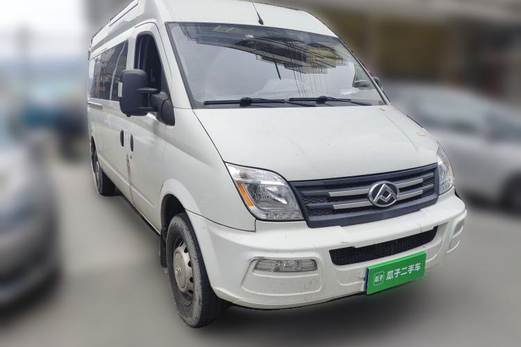 Used SAIC MAXUS Xintu V80 2021 2.0T Manual Classic Aoyuntong Long Wheelbase Mid-Roof 6/7/8/9-Seater Front Right 45 Deg