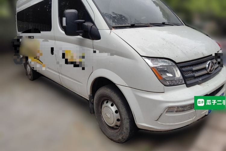 Used SAIC MAXUS Xintu V80 2021 2.0T Manual Classic Aoyuntong Long Wheelbase Mid-Roof 6/7/8/9-Seater Front Right 45 Deg