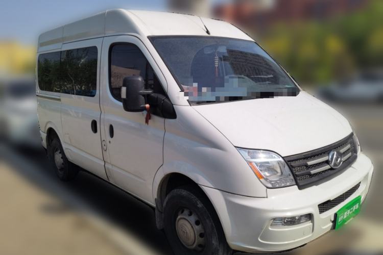Used SAIC MAXUS Xintu V80 2021 2.0T Manual Classic Aoyuntong Short Wheelbase Mid-Roof 5/6-Seater Front Right 45 Deg