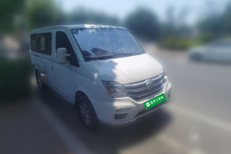 Used SAIC MAXUS Xintu V80  Front Right 45 Deg
