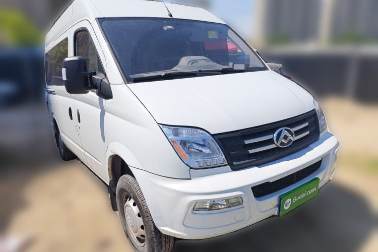 Used SAIC MAXUS Xintu V80 2021 2.0T Manual Classic Aoyuntong Short Wheelbase Mid-Roof 5/6-Seater Front Right 45 Deg