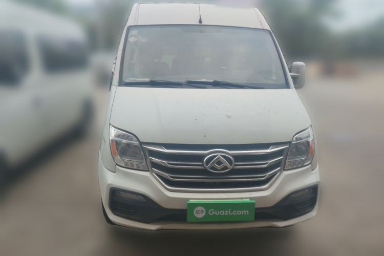 Used SAIC MAXUS Xintu V80 2021 2.0T PLUS Manual Aoyuntong Short Wheelbase Mid-Roof 5/6-Seater Front