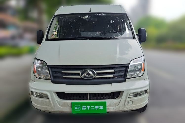 Used SAIC MAXUS Xintu V80 2021 2.0T Manual Classic Aoyuntong 139 PS Mid-axle Mid-roof 6/7/8/9-Seater Front