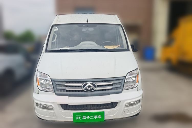 Used SAIC MAXUS Xintu V80 2021 2.0T Manual Classic Aoyuntong Long Wheelbase Mid-Roof 6/7/8/9-Seater Front