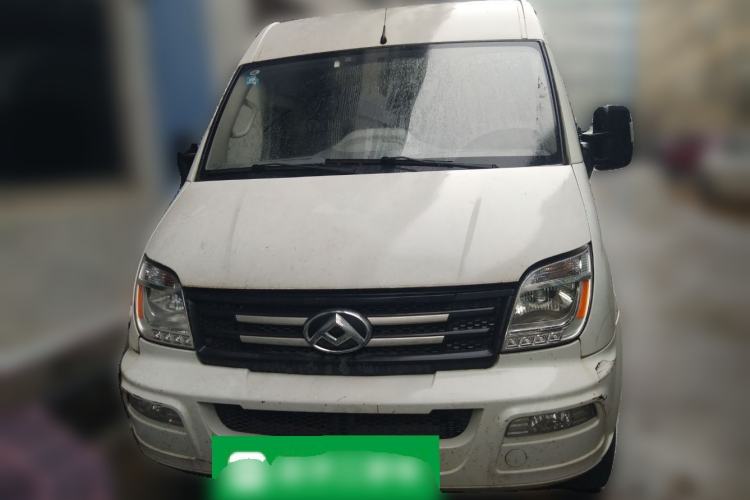 Used SAIC MAXUS Xintu V80 2021 2.0T Manual Classic City Delivery King Short Wheelbase Mid-Roof Design 3 Seats Front