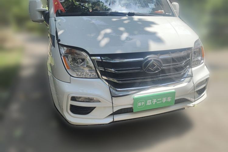 Used SAIC MAXUS Xintu V80  Front